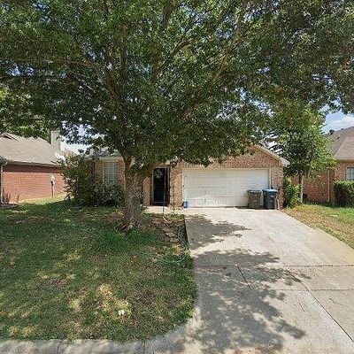 6932 Indiana Ave, Fort Worth, TX 76137