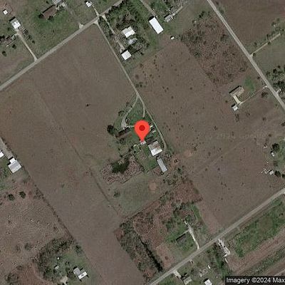 587 Seakist Rd, Port Lavaca, TX 77979