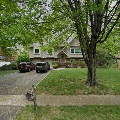 6 Ellen Ln, Wayne, NJ 07470