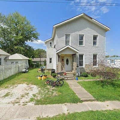 607 Nw Cross St, Mount Sterling, IL 62353