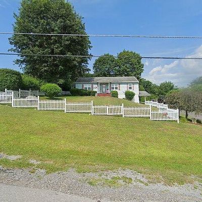 610 Sherry Rd, Saint Marys, PA 15857