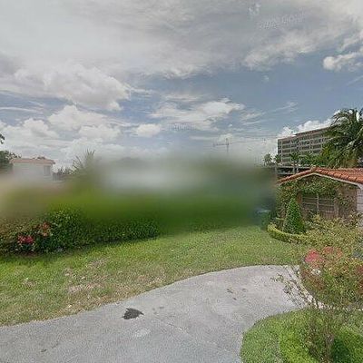 6121 Tamiami Canal Rd, Miami, FL 33126