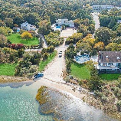 76 Inlet Rd E, Southampton, NY 11968