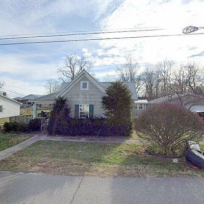 802 Bristol St, Salem, IN 47167