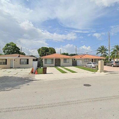 811 W 33 Rd St, Hialeah, FL 33012