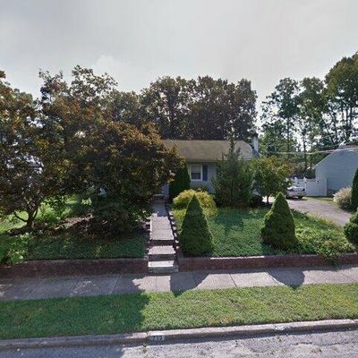 713 Mohawk St, Blackwood, NJ 08012