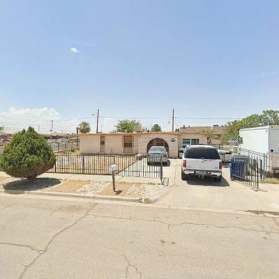 901 Camargo Ct, El Paso, TX 79907