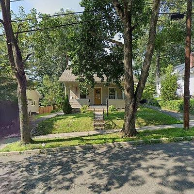 98 Large Ave, Hillsdale, NJ 07642