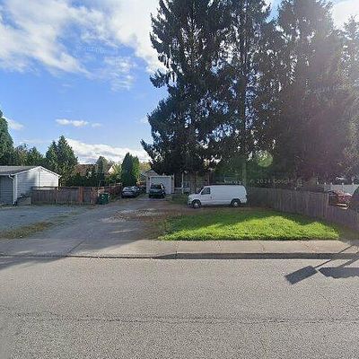 828 Hoag Rd, Mount Vernon, WA 98273