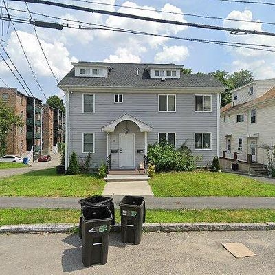 10 Woodward Ave, Quincy, MA 02169