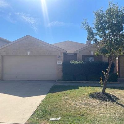 10009 Cougar Trl, Fort Worth, TX 76108