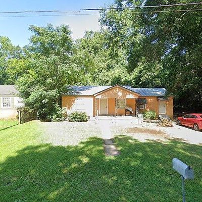 1002 Broadmoor Ave, Columbia, MS 39429