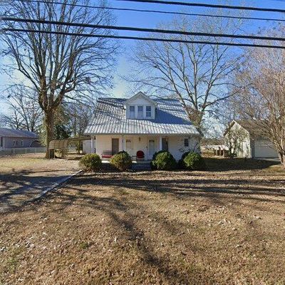 1005 Ovoca Rd, Tullahoma, TN 37388