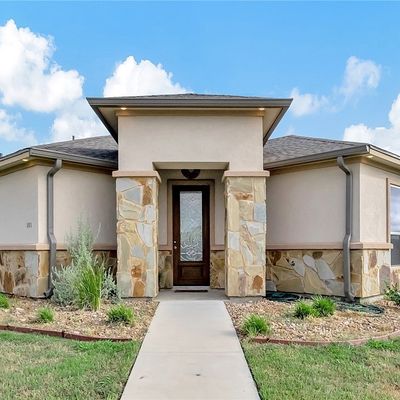 101 Forego Ct, Victoria, TX 77901