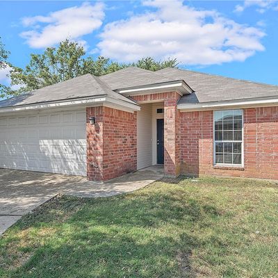 10101 Colony Dr, Waco, TX 76708