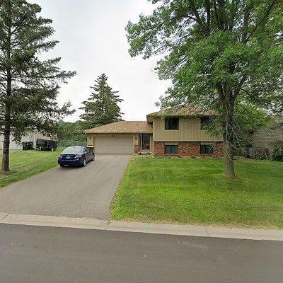 1015 Wedgewood Ln N, Saint Paul, MN 55123