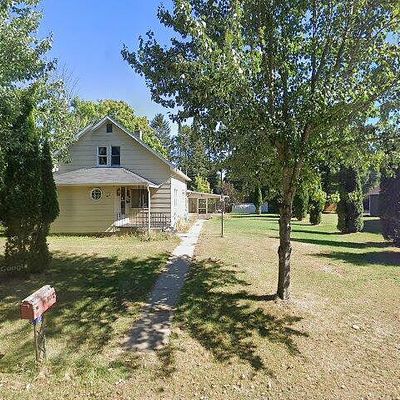 102 14 Th St Se, Menomonie, WI 54751