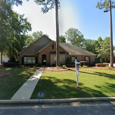 102 Chantilly Pl, Dothan, AL 36303