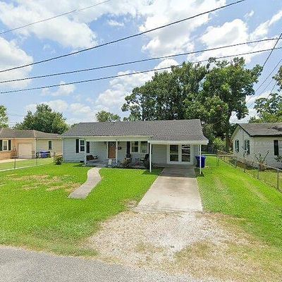 102 Hackberry St, Thibodaux, LA 70301