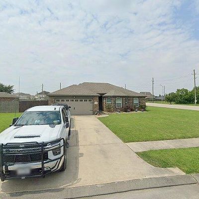 102 Schaffer St, Baytown, TX 77523