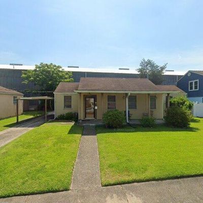 1027 Lillian St, Metairie, LA 70001