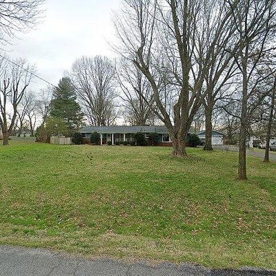 103 Burrus Ave, Hendersonville, TN 37075