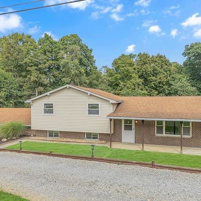 104 Dawson Dr, Midland, PA 15059