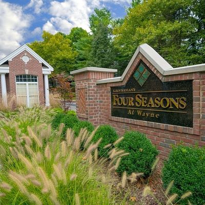 104 Four Seasons Dr #104, Wayne, NJ 07470