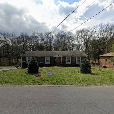 104 Natchez Dr, Hendersonville, TN 37075