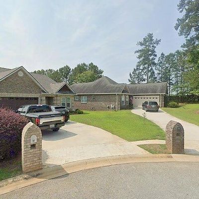 104 Putters Ct, Macon, GA 31220