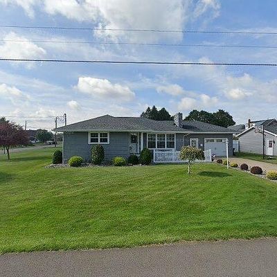 1104 Warren Ave, New Castle, PA 16101