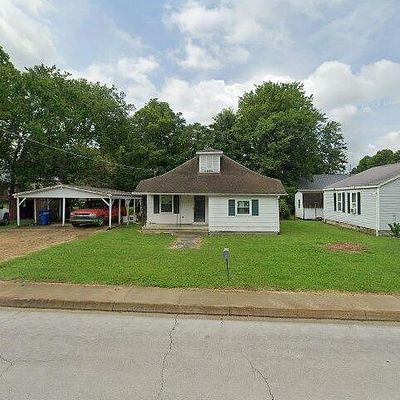 111 3 Rd Ave, Mount Pleasant, TN 38474