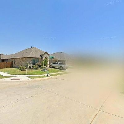 11105 Glover Ln, Aubrey, TX 76227