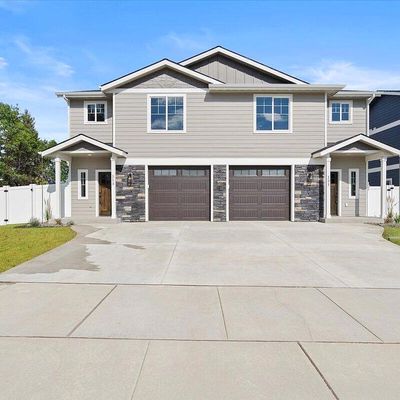 113 E Lobo Loop, Hayden, ID 83835