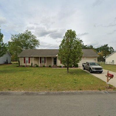 114 Haywood Dr, Raeford, NC 28376