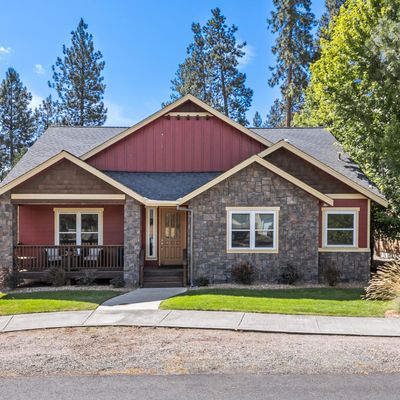 1141 E Cascade Ave, Sisters, OR 97759