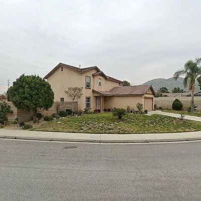 11487 Trotter Ln, Fontana, CA 92337