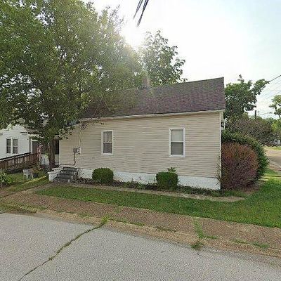 115 E Main St, De Soto, MO 63020