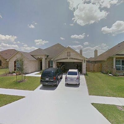 115 Sandstone Ct, Victoria, TX 77904