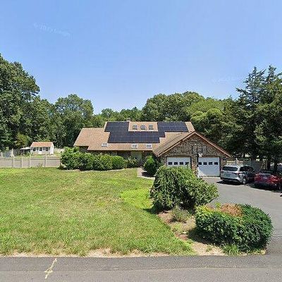 116 Candlewood Dr, North Kingstown, RI 02852