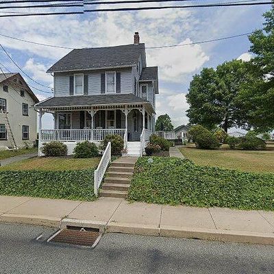 117 N Main St, Trumbauersville, PA 18970