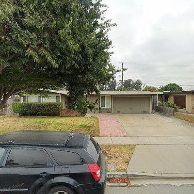 118 Gardenia Dr, Salinas, CA 93906