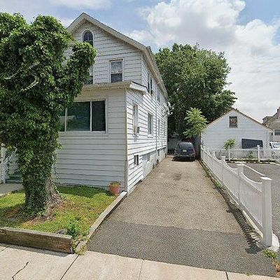 12 Brandt St, Little Ferry, NJ 07643