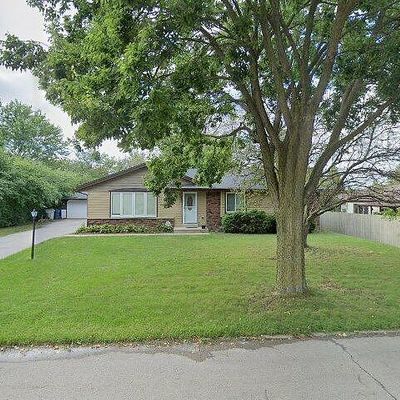 10416 W Sylvia St, Milwaukee, WI 53224