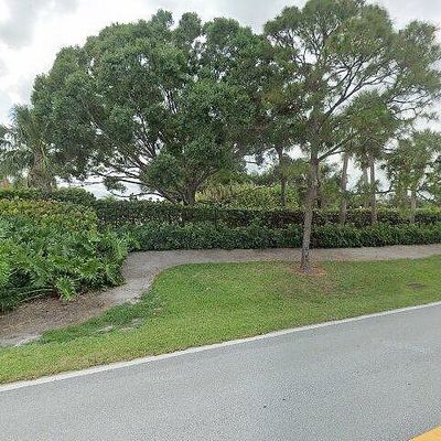 105 Weomi Ln, Jupiter, FL 33458