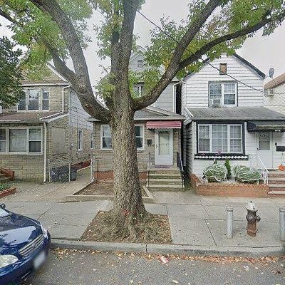 10538 87 Th St, Ozone Park, NY 11417