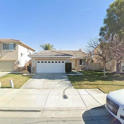 1056 Derby Ln, Hemet, CA 92545