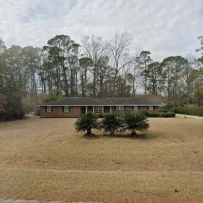 106 Edgewood Rd, Glennville, GA 30427