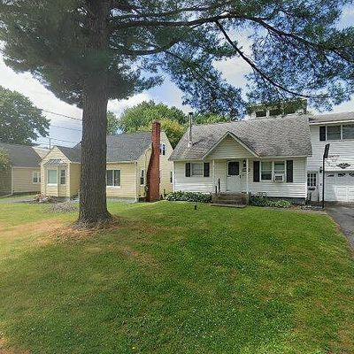 107 Coolidge Rd, Syracuse, NY 13212