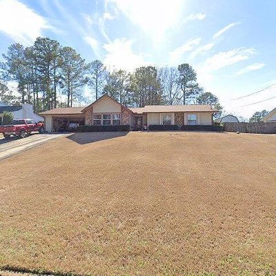 107 Iroquois Rd, Enterprise, AL 36330